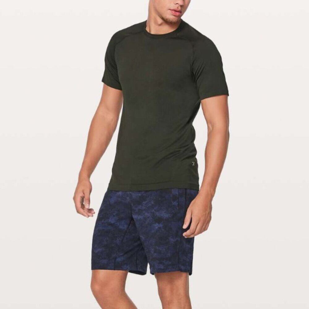 Lululemon Metal Vent Tech Short Sleeve Shirt in Black